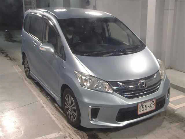 Honda FREED GP3 2015