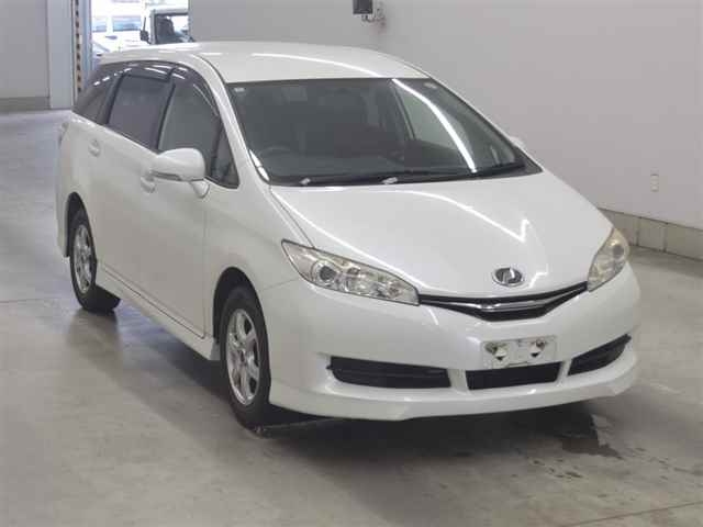 Toyota Wish ZGE25G 2012